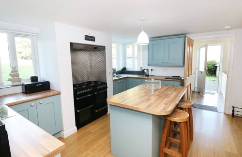 Haverfordwest Cabaña | Llygad-yr-Haul, HAVERFORDWEST