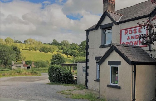 Leeswood Casa | Llys Onnen - North Wales Holiday Cottage