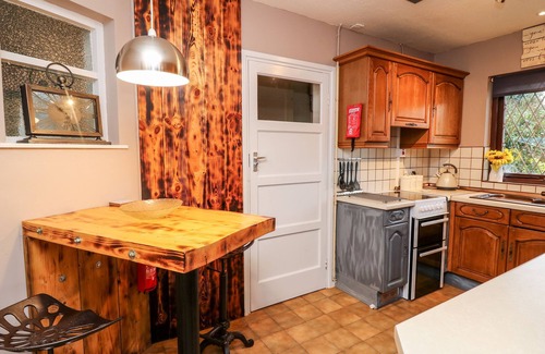 Carmarthen Cabaña | Llys-yr-onnen