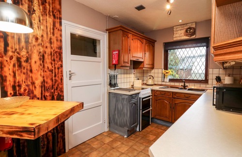 Carmarthen Cabaña | Llys-yr-onnen