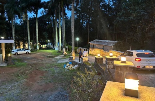 Yercaud Hotel | LMS RICHMOUNT NATURAL RESORT & SPA