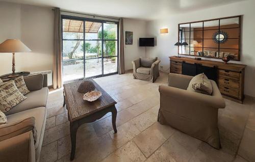 Saint-Laurent-de-la-Cabrerisse Casa | Lovely Home In Saint Laurent De La Ca