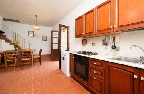 Neri Casa | Lo Scoiattolo n° 10 by Interhome