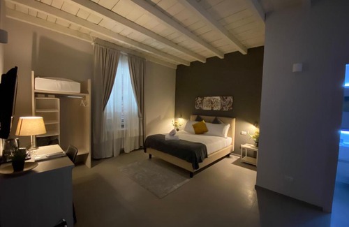 Buscate Casa | Lo Stallone -Malpensa Milan airport