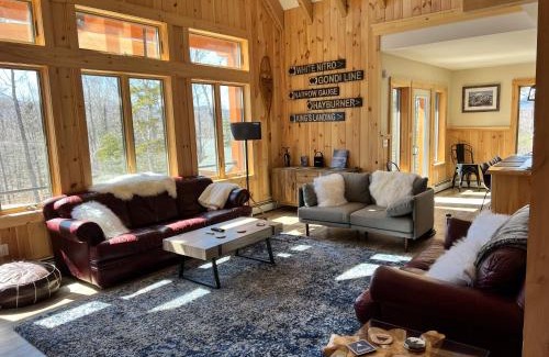 Carrabassett Valley Chalet De Esquí | Loafers' Lodge