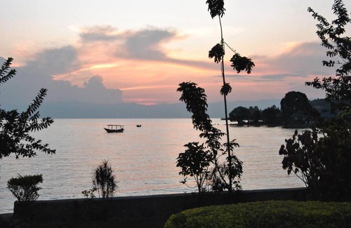 Gisenyi Apartamento | LOB Light Apartment at KIVU Beach