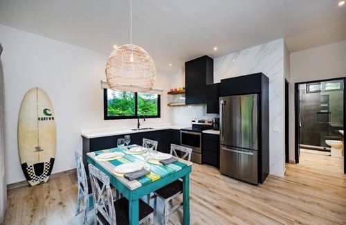 Playa Grande Casa | Lobos Two: Luxurious 2BD/2BA Casita 5 minute walk to Playa Grande