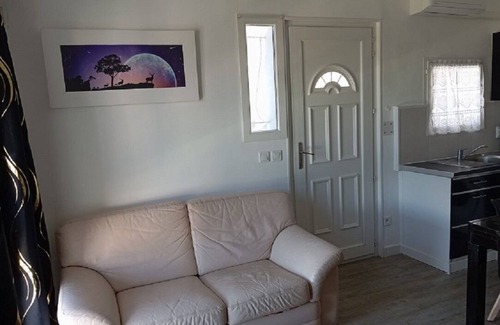 Bastia Apartamento | Loc. T2 villa Bastia south, terrace, near beaches, shops and activities