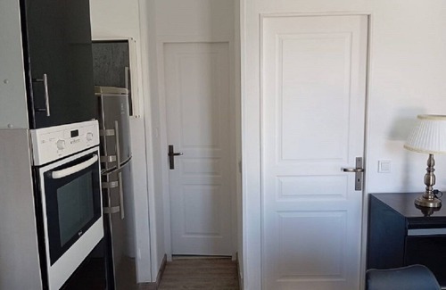 Bastia Apartamento | Loc. T2 villa Bastia south, terrace, near beaches, shops and activities