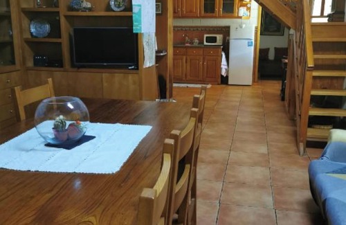 Casares Casa | Local Accommodation Madre de Cima