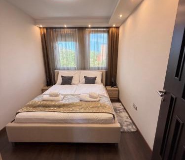 Kecskemet Apartamento | Local-Lux Apartman 3 szoba, privát parkoló