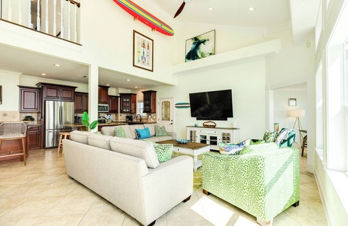 Indian Beach Casa | 💎Locally Managed Twist of Lime w/ Ocean Views, Just Steps from Sand💎