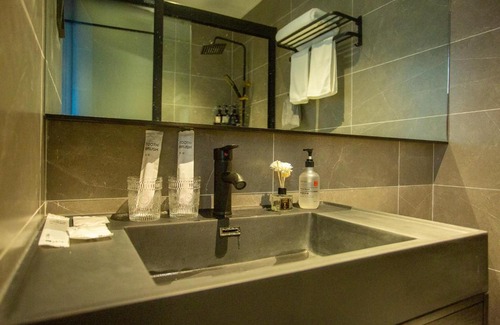 Chikan District Apartamento | Locals Apartment House 24