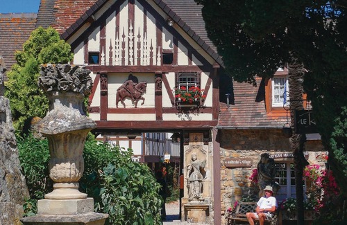 Auberville Apartamento | Located in a quiet neighborhood, this resort offers its guests a wide range of services.