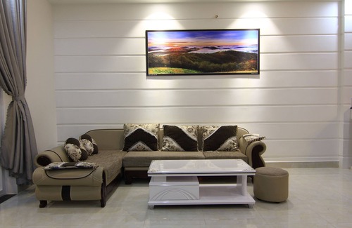 Phuong 10 Villa | En Niza Lugares de la ciudad de Dalat Con cadena de montañas, de hoja perenne Bosque