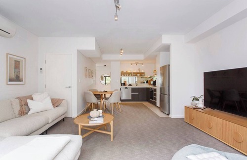 North Coogee Apartamento | Located just a stones throw from the Beach Breaksea is the perfect place to enjoy some time away