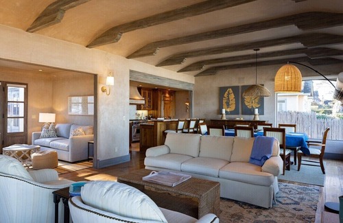 Carmel Point Casa | Located on Carmel’s most exclusive street overlooking Carmel Beach.