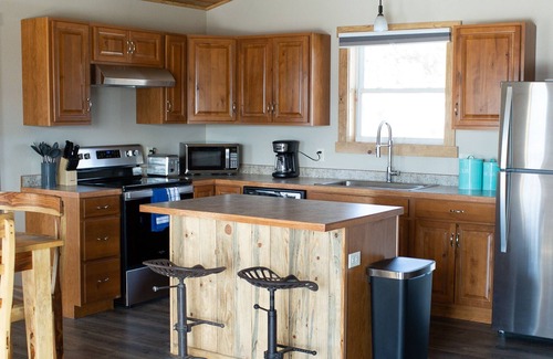 Saratoga Cabina | Located on Scenic Highway 130 Snowy Range