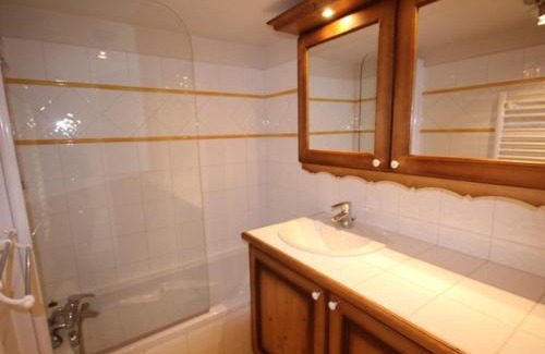 Bisanne 1500 Apartamento | Location Appartement 3 pièces, 2 SDB, 6-7 pers. avec Parking à Bisanne 1500 - FR-1-293-92