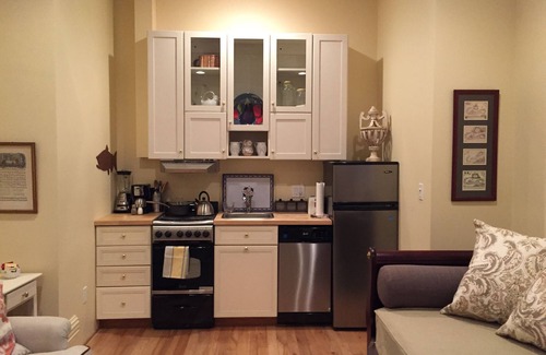 Stanton Park Apartamento | Ubicación, belleza y estacionamiento gratuito en Capitol Hill.