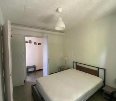 Orgnac-l'Aven Apartamento | Location chaleureuse à Orgnac-l'Aven avec piscine partagée