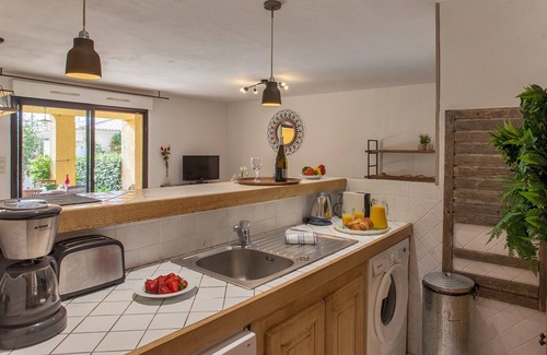 Calvi Apartamento | location de vacances figuier avec jardin barbecue piscine chauffée à Calvi