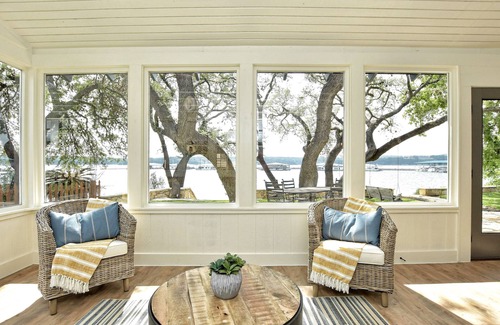 Rocky Ridge Casa | Totalmente remodelado Lake Travis Waterfront ~ Piscina, Spa, Cocina al aire libre, Ubicación
