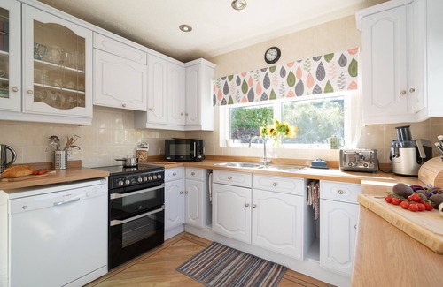 Bembridge Casa | Location! Lane End Road Bembridge Isle of Wight Family Holiday Home Great Garden