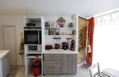 Agos-Vidalos Apartamento | Location Le VISCOS - Kitchen - Living room - Bedroom - Bathroom - SAUNA -