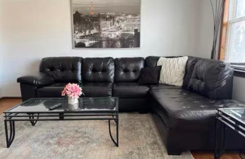 Bridgeport Apartamento | Location! Location! 2bd 1bth spacious apartment!