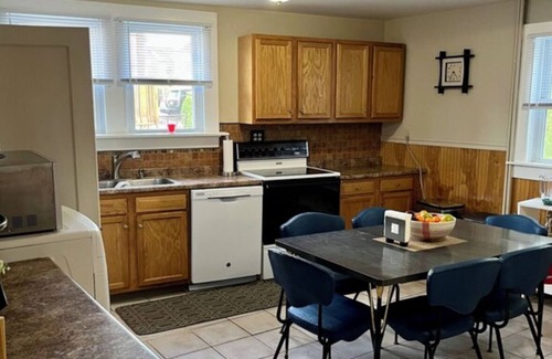 Southington Casa | Location location Location
