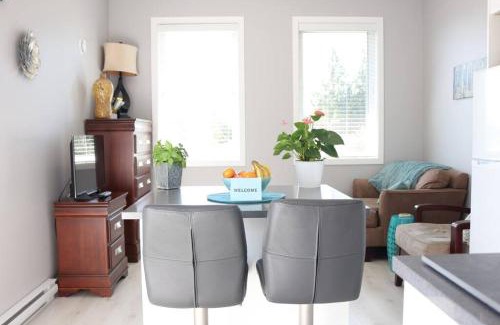 Saanich East Apartamento | LOCATION LOCATION LOCATION IMMACULATE 1 BEDROOM SUITE