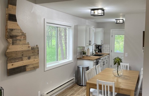 McCall Condominio | Location, location, location. Just steps to downtown McCall and Payette Lake.