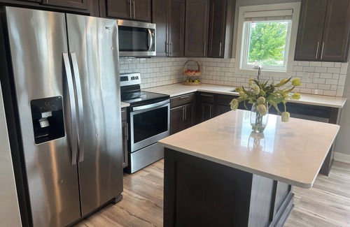 Grimes Casa | Location, location! Spacious 4-bedroom house in lovely Grimes with WiFi, AC