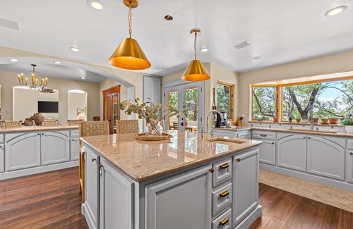 North Albuquerque Acres Casa | Location, Location!! Unforgettable Sunsets-Balloon Fiesta dream home!