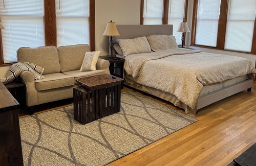 New Braunfels Cabaña | Location, location, location. In the heart of New Braunfuls, close to everything