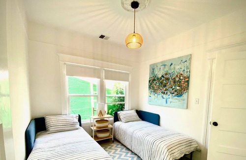 South of Market Apartamento | Location, Location in heart of S.F., spacious comfort