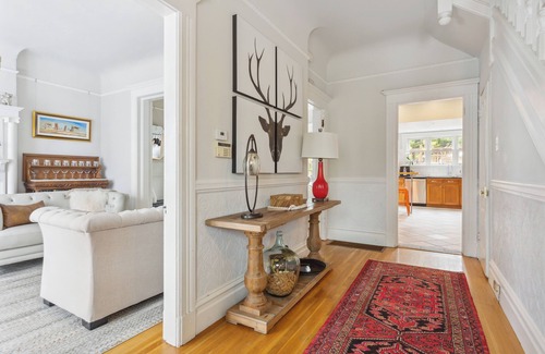 Inner Sunset Casa | Location, Location! Large 3BR, 3BA SFH 1 block from GGP!