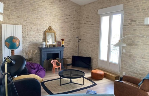 Meze Casa | Location Maison au Bord de L'etang de Thau - Plage 20 Mètres - 10 Couchages