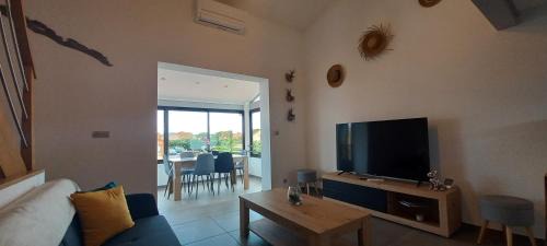 Le Barcares Casa | location maison de vacances jusqu'à 6 personnes près du port et de la plage