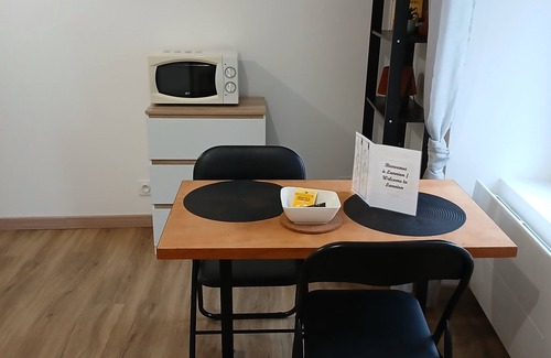 Lannion Apartamento | Location Saisonnière: Studio n°2 en Plein Centre-ville de Lannion