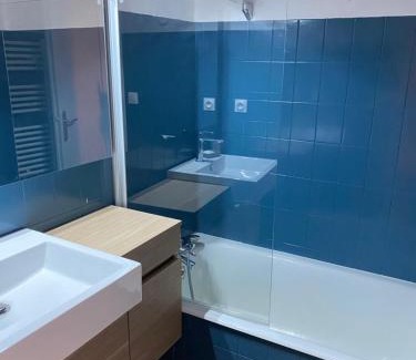Les Carroz-d'Araches Apartamento | Location studio plein centre Les Carroz