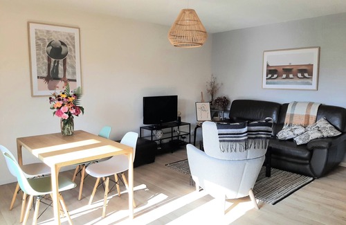 Aix-les-Bains Apartamento | Location T2 - 46 m2 Pour Curistes au Calme, au Bord du lac D'aix-les-bains