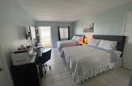 Wildwood Hotel | LOCATION!!