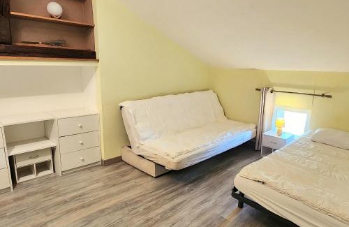 Ozillac Casa | LOCATIONS RIVES DE SEUGNE - Claveau