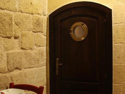 Centro Storico Apartamento | Locazione breve Nautilus - Antica dimora indipendente con patio