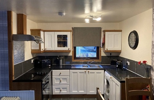 Loch Eck Cabina | Loch Eck Cabin Retreat with Hot Tub and Sauna Stunning views beautiful location
