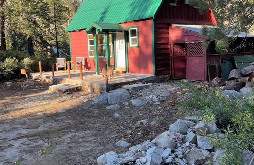 Tahoe National Forest Cabina | Loch Leven Trailhead Cabin