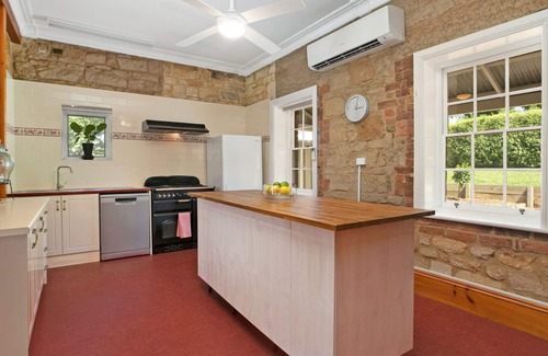 Mittagong Casa | Loch Lomond Lodge – Stay 3, Pay 2!