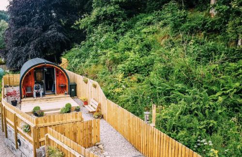 Lewiston Otro | Loch Ness Woodland Pods